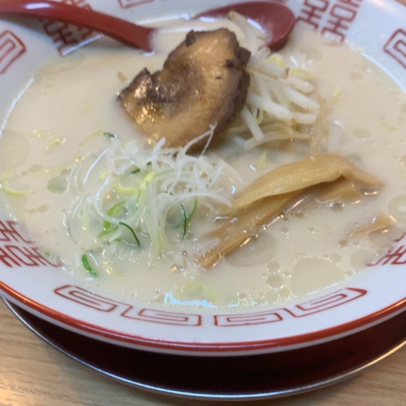 豚骨ラーメン(らーめん屋さつま )
