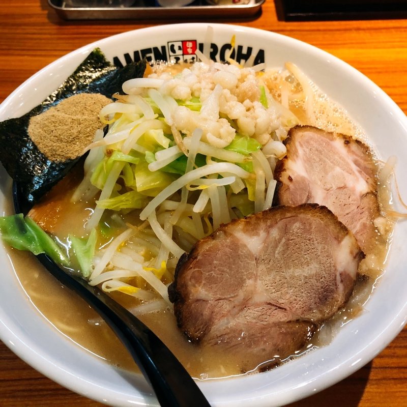 豚骨煮干マシマシらーめん　大(麺家 いろは  CiC店)