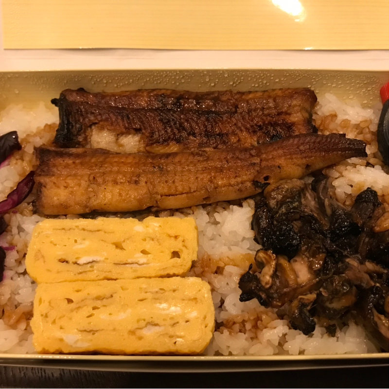 鰻ぷく(まんぷく)弁当(八百徳 駅南店 )