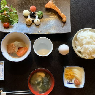 朝食(にしきや )