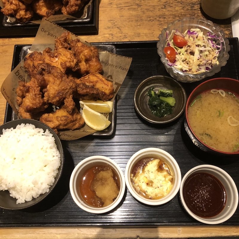 唐揚げマウンテン(馳走酒房まいど 伊丹テラス店 )