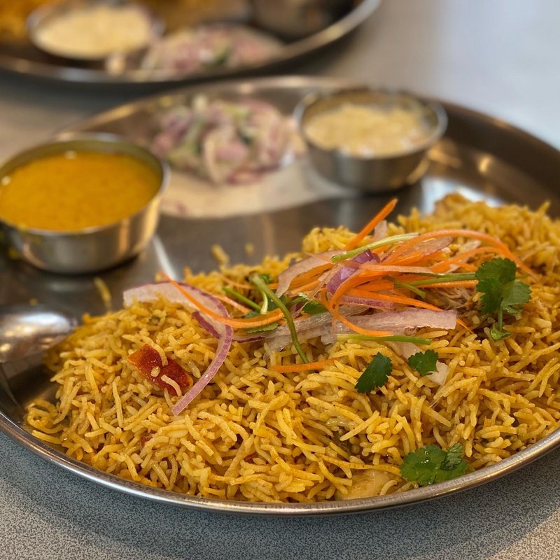 日曜限定チキンビリヤニ(スリ マンガラム 経堂店)