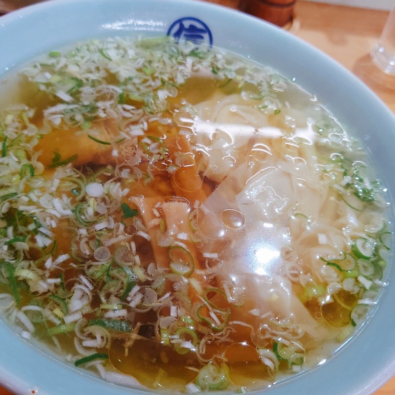 わんたん麺　大盛(丸信本家しらかわ)