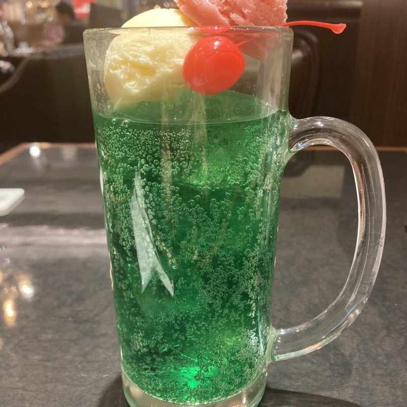 ジャンボクリームソーダ(星乃珈琲店　八重洲地下街店)