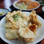 九州産鶏の天ぷら定食(定食の店 ごはん亭)
