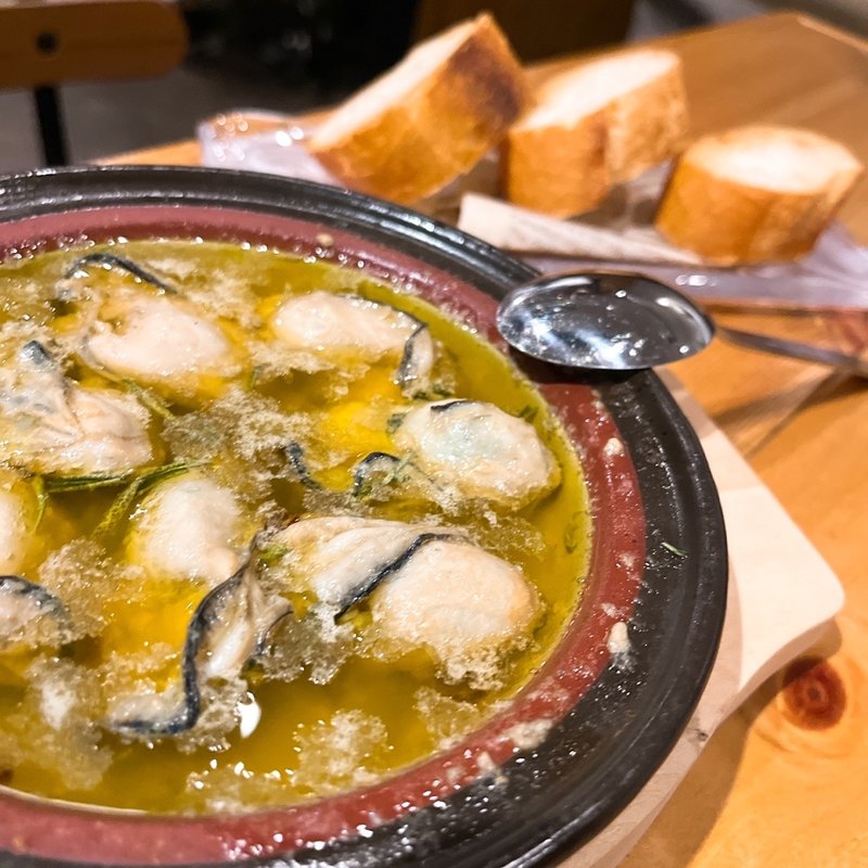 牡蠣のアヒージョ(Delight kitchen ほたる)