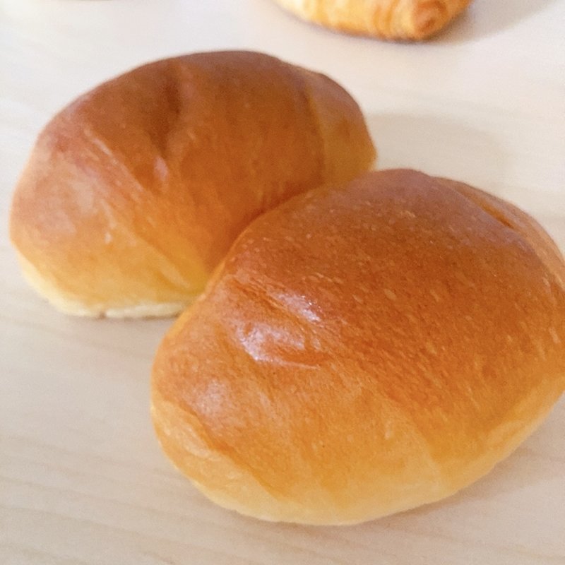 ロールパン（4個入り）(アロフト 本店 )