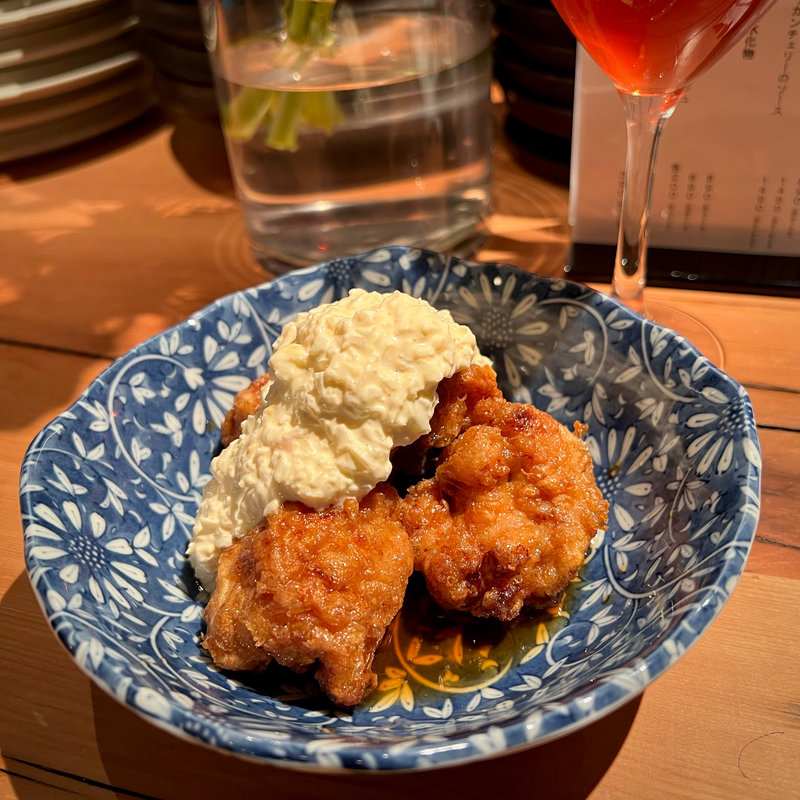 黒酒熟成 鶏南蛮タルタル(ポップ ガストロノミー レインカラー)