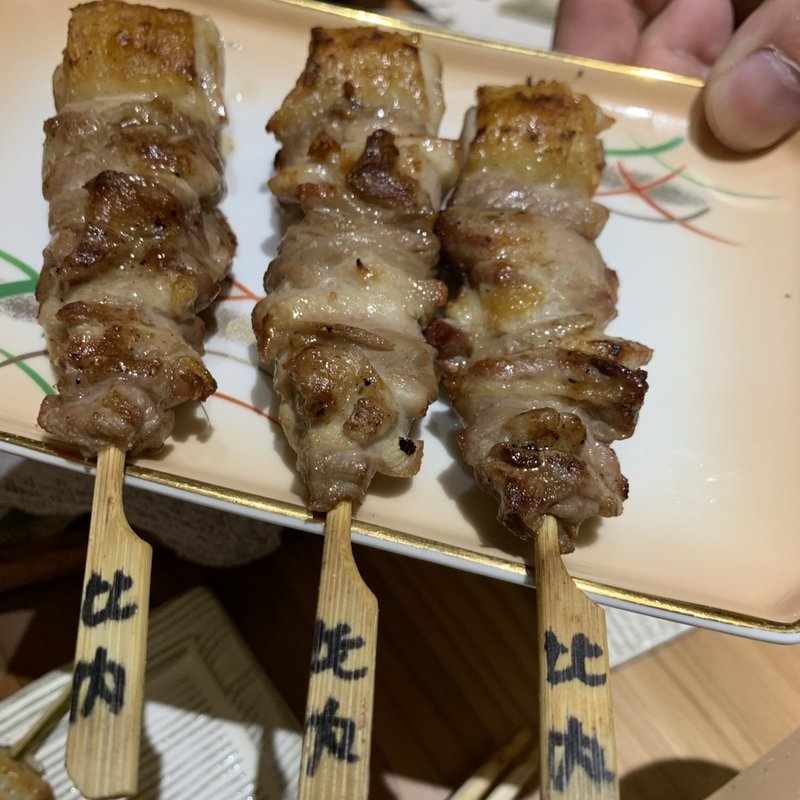 比内地鶏(焼き鳥 鳥抱月 （ヤキトリ トリホウゲツ）)