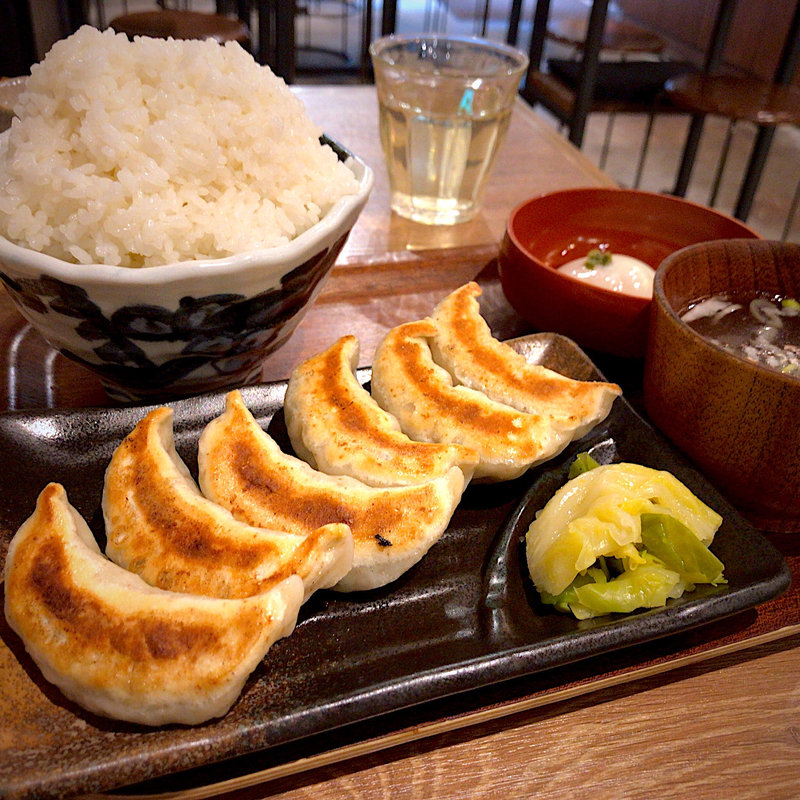 肉汁焼餃子定食(ご飯大盛)(肉汁餃子のダンダダン 水道橋店)