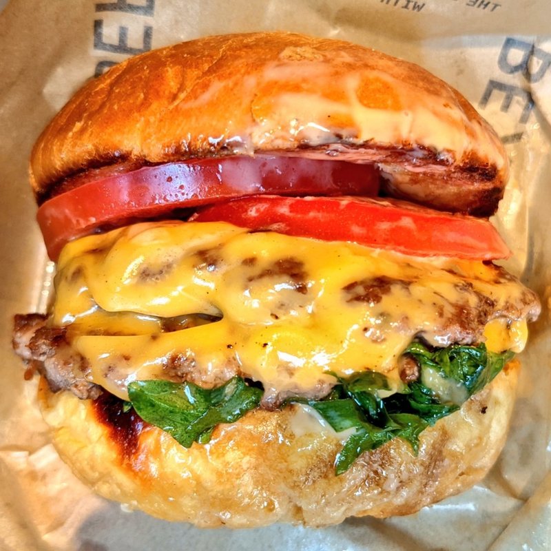 ベックスダブルチーズバーガー(BEX BURGER)