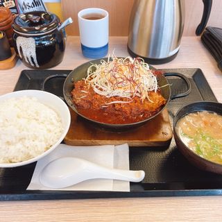 辛出汁チキンカツ定食(かつや 宇都宮インターパーク店 )