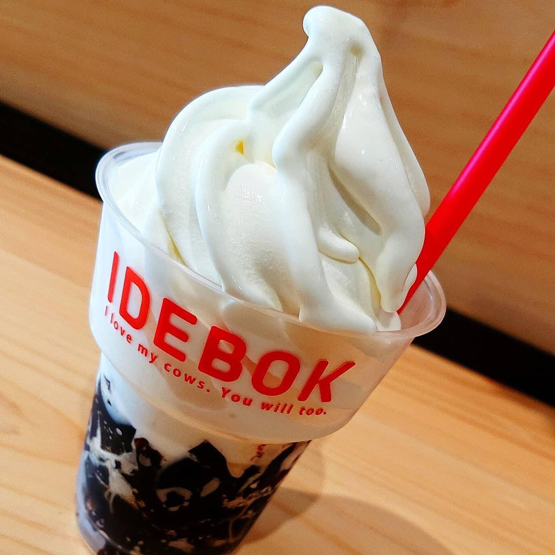 コーヒーゼリーフロート(IDEBOK Sweets Cafe)