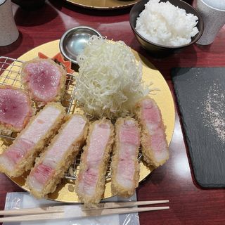 茶美豚・特選ロースカツ(170g)&ヘレカツ・シャトーブリアン(85g)定食(epais 阪神梅田店)