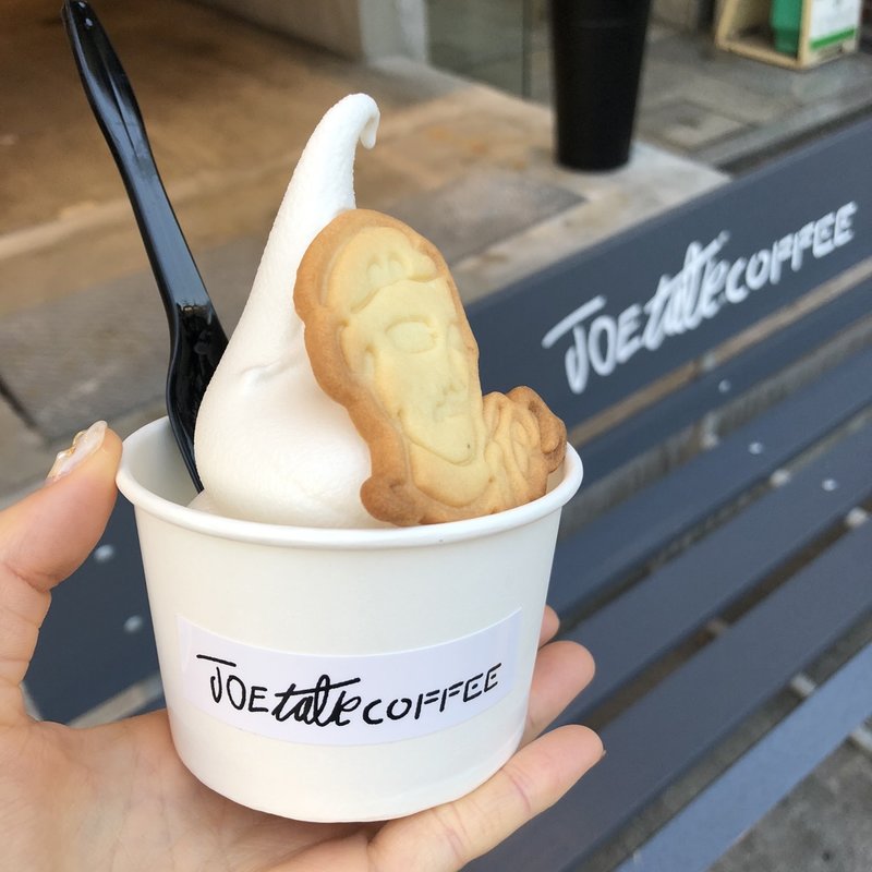 アーモンドミルクのソフトクリームプレーン（JOEクッキー付き）(JOE TALK COFFEE ジョートークコーヒー)