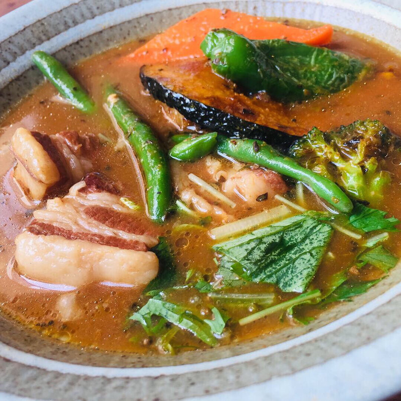やわらかポーク角煮カレー(すーぷかれー専門店　薩摩剛家 )