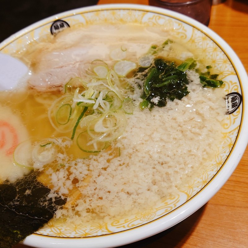 塩ラーメン　背脂入　大盛(麺屋ようすけ　東京ラーメンストリート店)