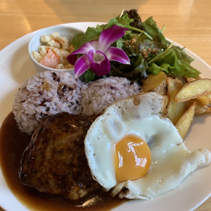 ロコモコ定食(ハワイアンカフェ Ririha リリハ)