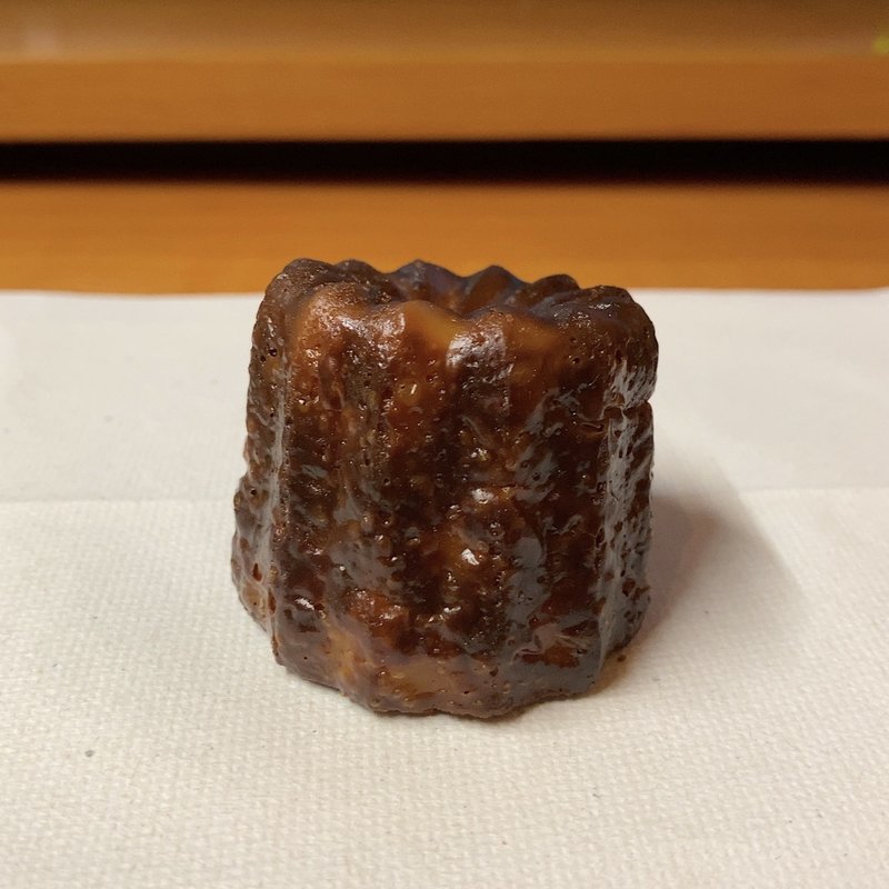 カヌレ(maisondumiel神宮前駅店)