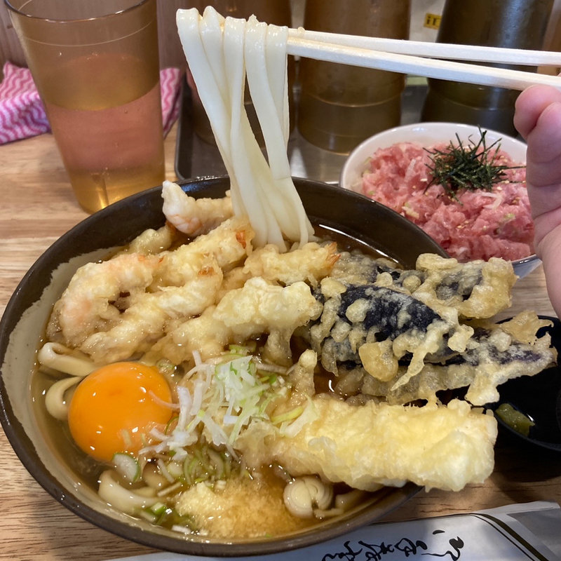 天盛りひもかわ+生卵+ネギトロ丼(とんがらし )