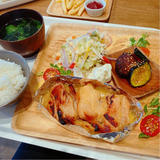 若鶏西京味噌漬け焼き(IDONOカフェテラス&nana)