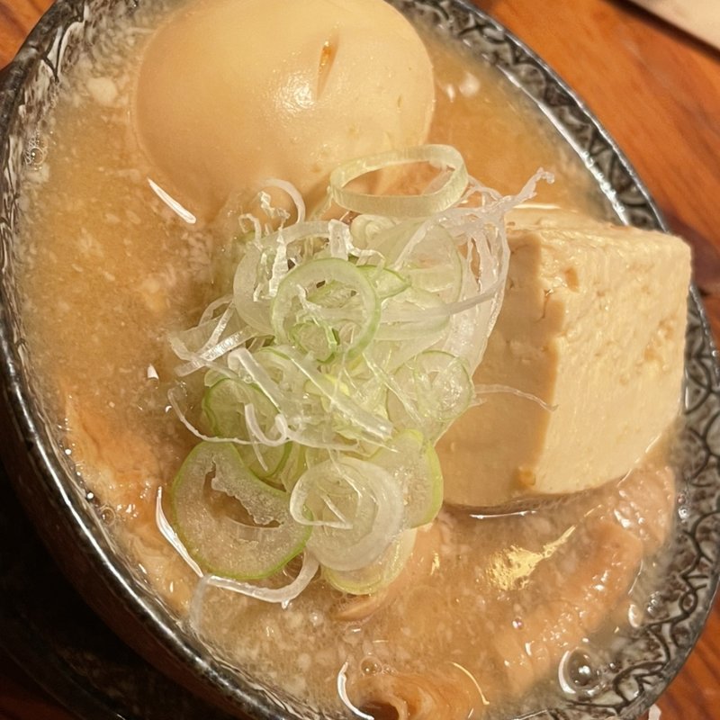 もつ煮込み(やきとん ひなた 東武練馬店)