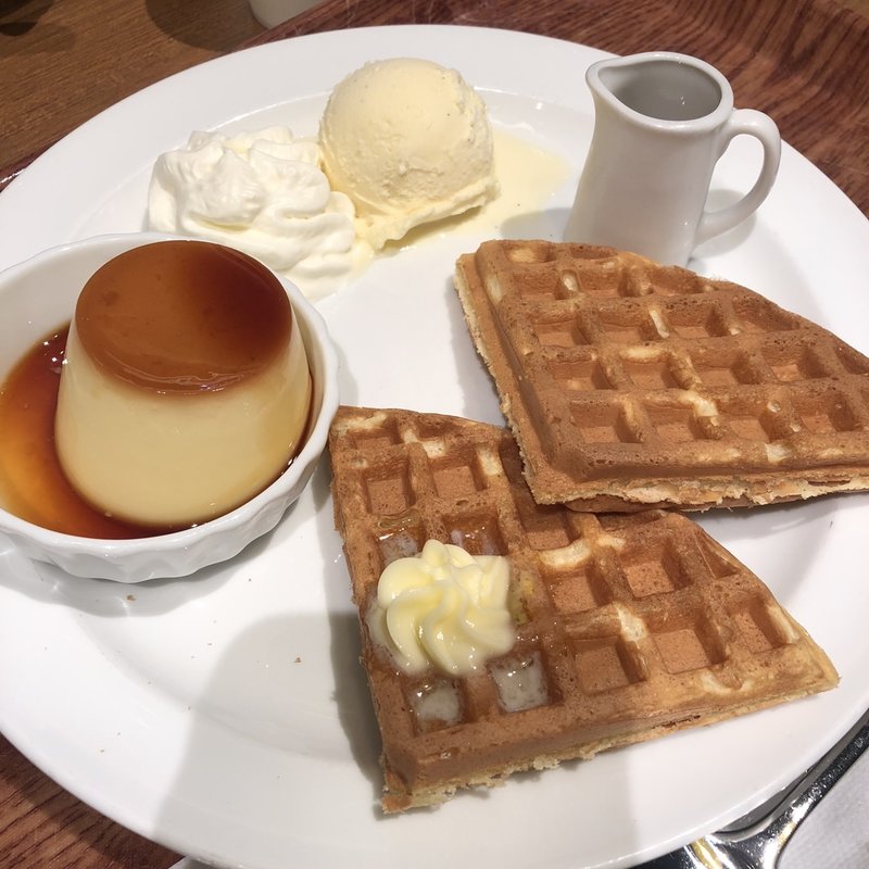 (カフェモロゾフ 三井アウトレットパーク滋賀竜王店)