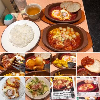 鶏肉のトマトソース煮込みと煉獄たまご(サイゼリア　リンクスクエア新宿店)