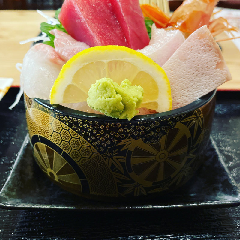 厚切り刺身4種盛り定食(海鮮食堂はるこ)