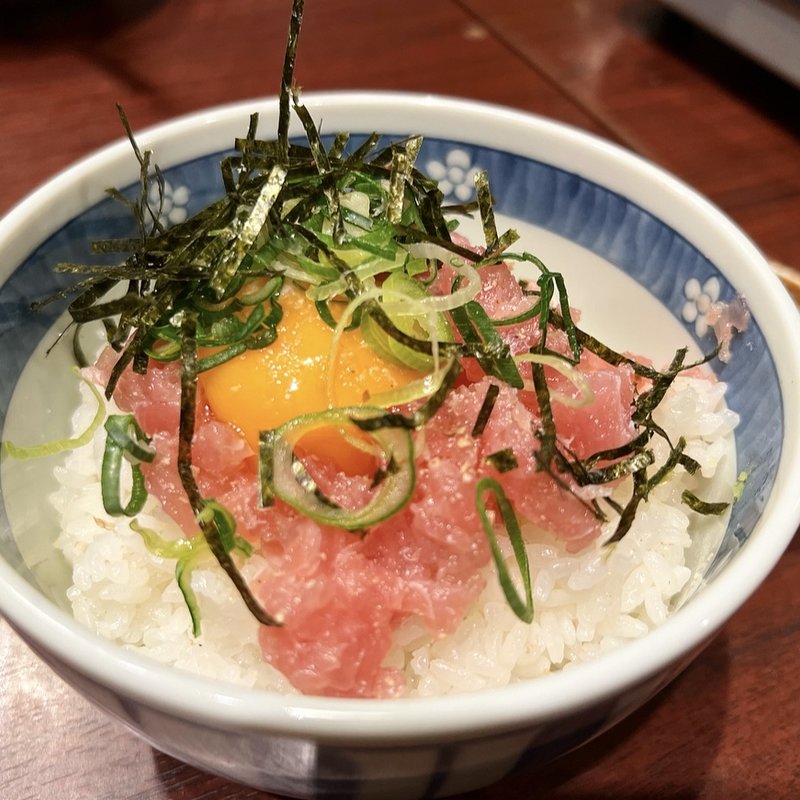 ネギトロ丼(酒場もつ猿)