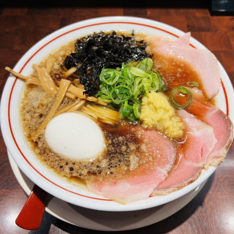 特製背脂生姜醤油ラーメン(生姜醤油専門　我武者羅　代々木店)