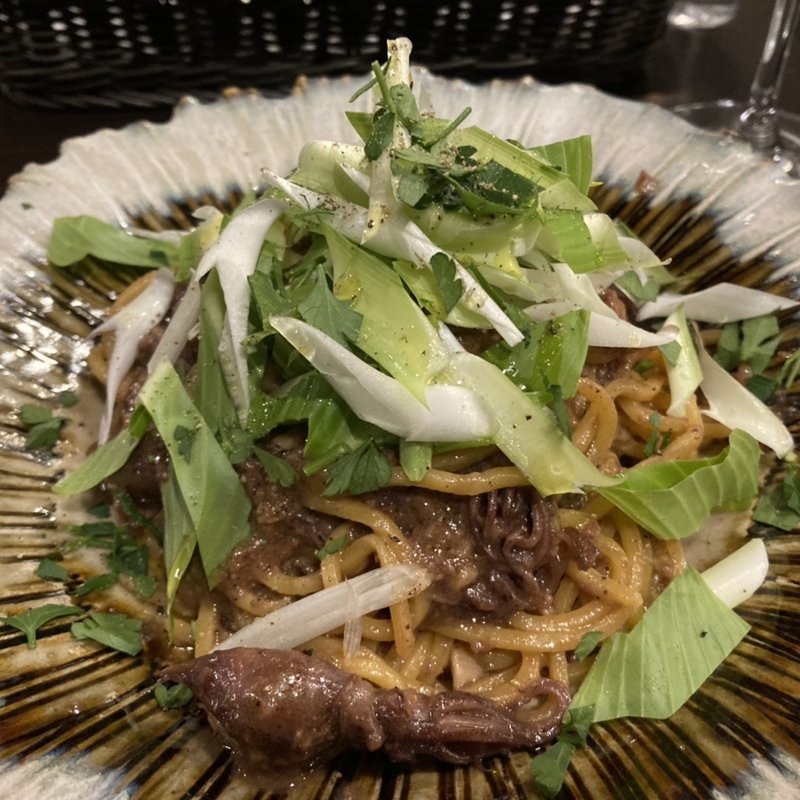 タリオリーニ　ホタルイカとうるいのトマトソース(Enoteca 眞  （エノテカシン）)