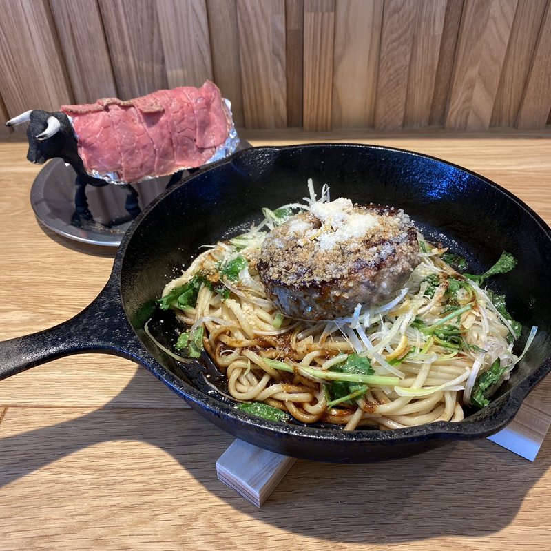 バーグまぜそば 並(バーグをくずせ！)