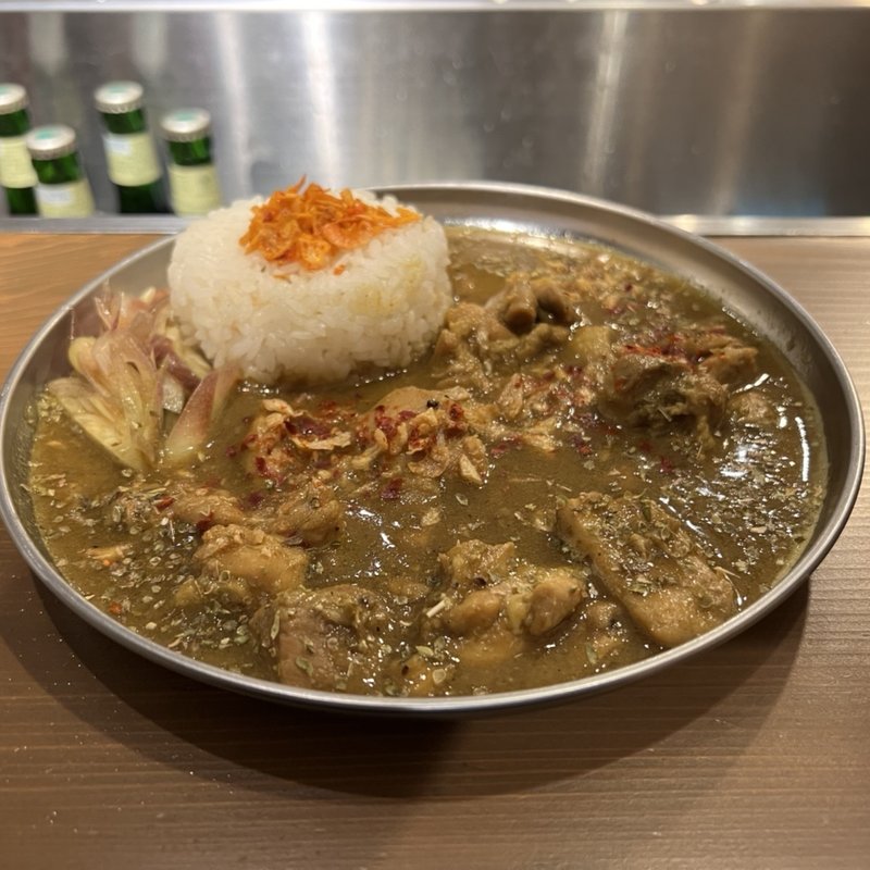 鯛出汁チキンカレー(スタンドにしき)