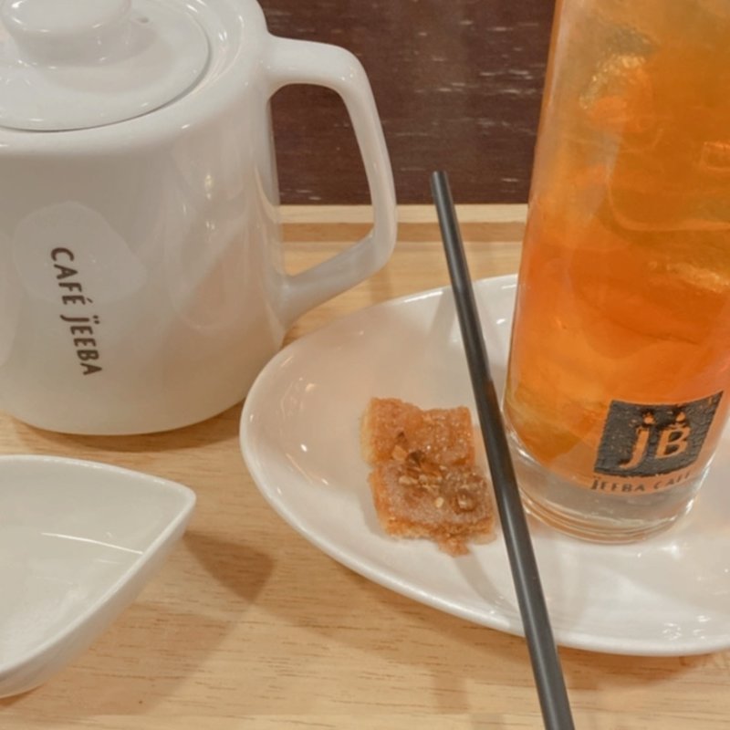 アイスアールグレイティー(カフェ・ジーバ （CAFE JEEBA）)