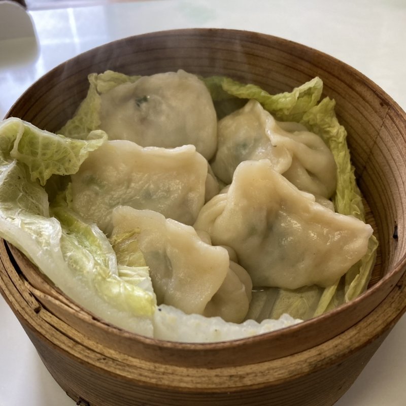 蒸餃子(ホワイト餃子 小岩店)