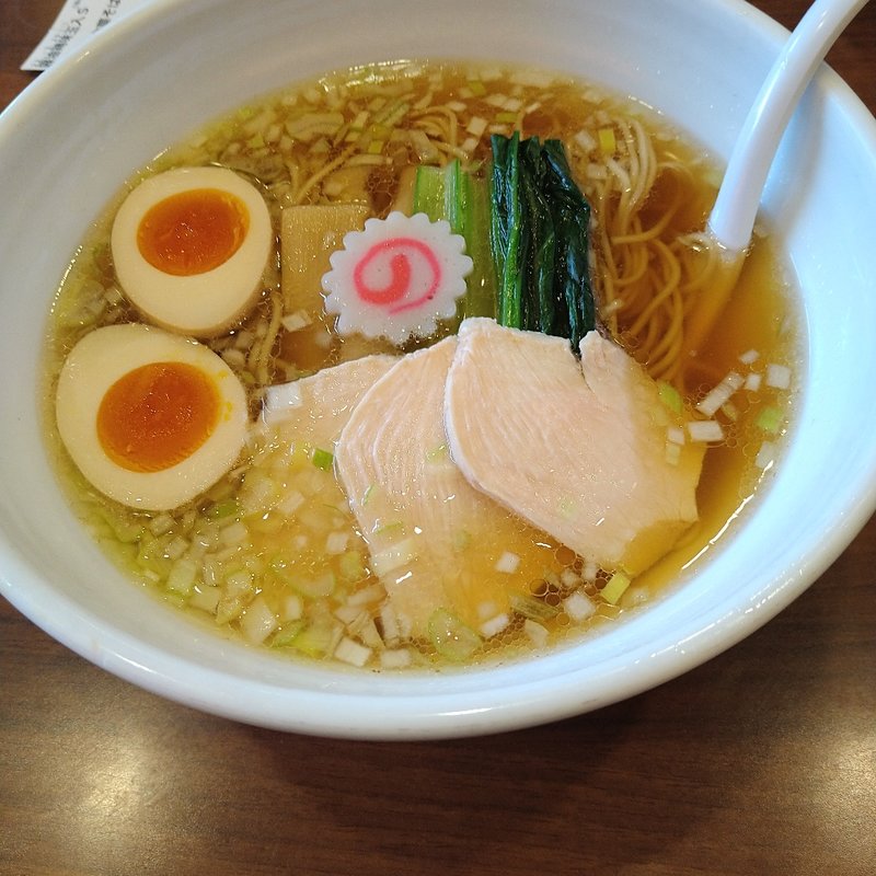 醤油鳥中華そば味玉入り(麺処若武者)