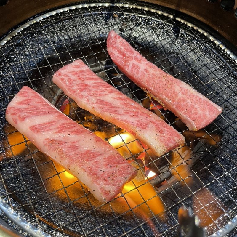 上カルビ(あみやき亭 二俣川店)