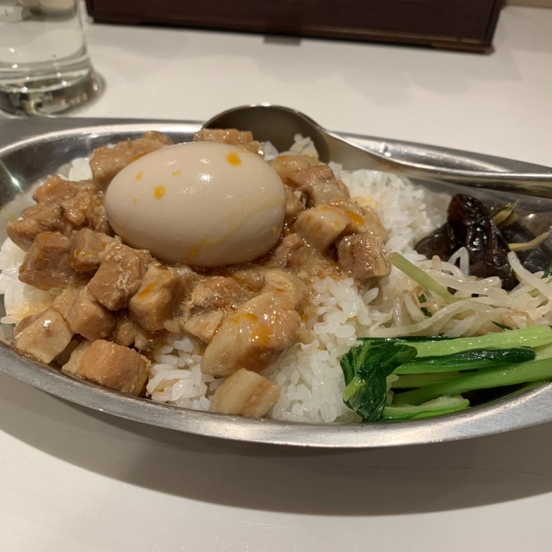 ルーローハン(ふるめん )