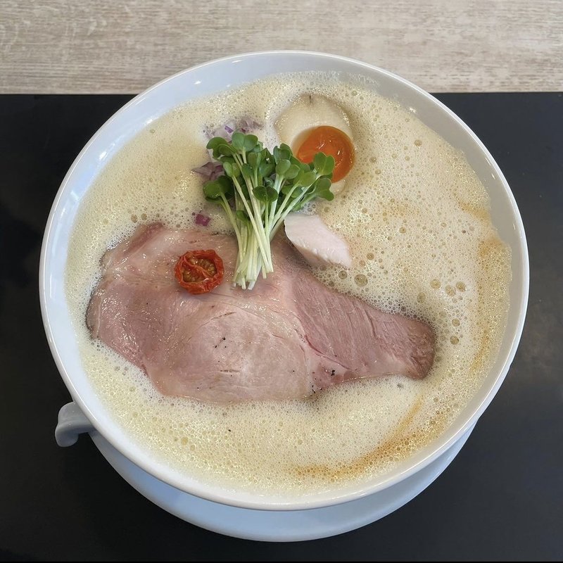 (鶏白湯泡ラーメンたまき)