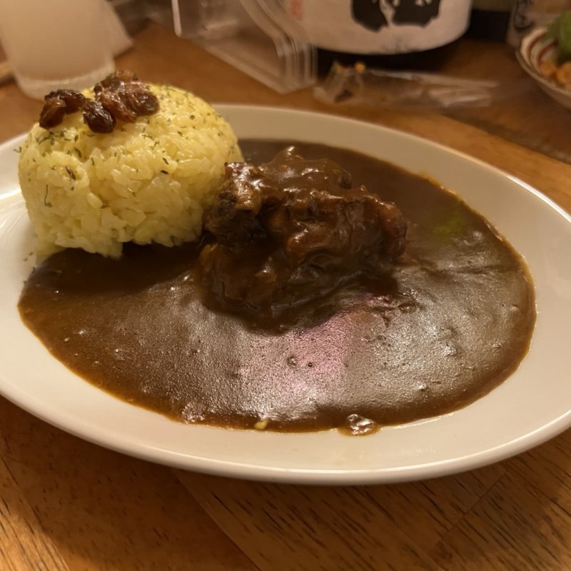 牛テールカレー(立呑み 笑和)