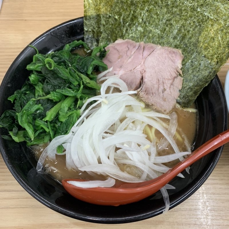 ラーメンほうれん草マシ(横浜ラーメン 武蔵家 御茶ノ水店)