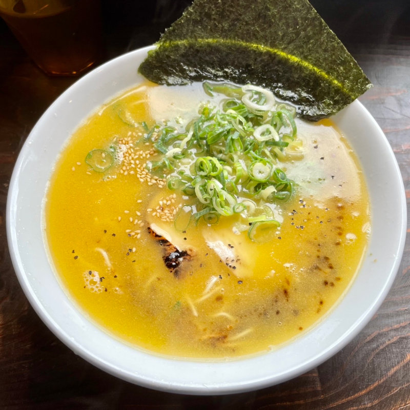鶏白湯ラーメン(濃厚鶏塩白湯ラーメン ほったて小屋)