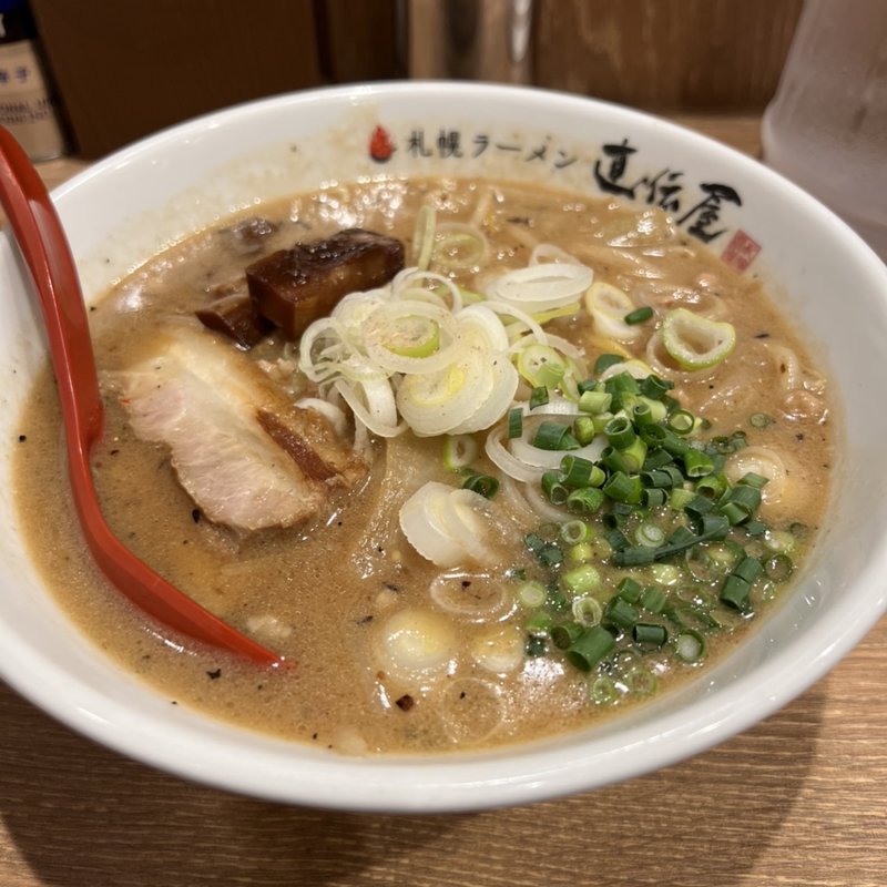 味噌ラーメン(築地の中華そば 伊蔵八 エトモあざみ野店)