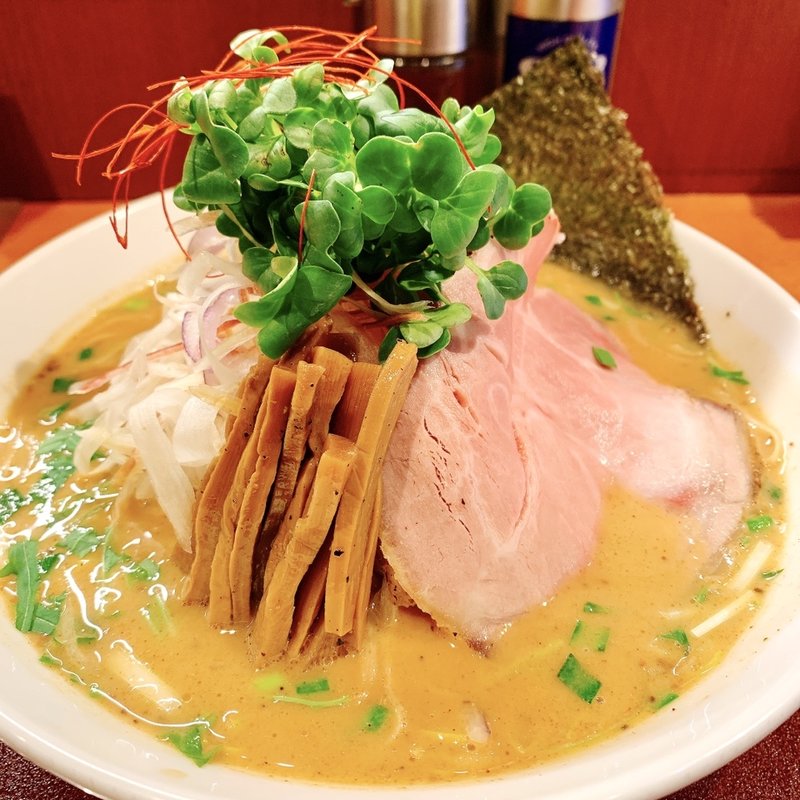 ベジポタラーメン(野菜盛)(二代目めん屋 秋もと)