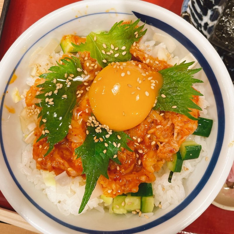 えんがわユッケ丼(築地食堂源ちゃん 神保町店 )