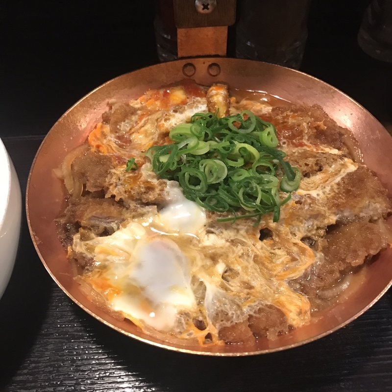 WWかつどん(喝鈍 法善寺横町店)