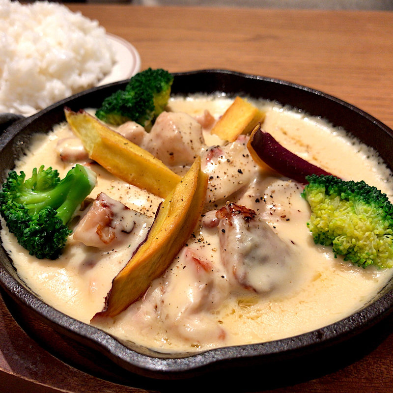 岩手県産みちのく清流どりのシュクメルリセット(グリルみのる)