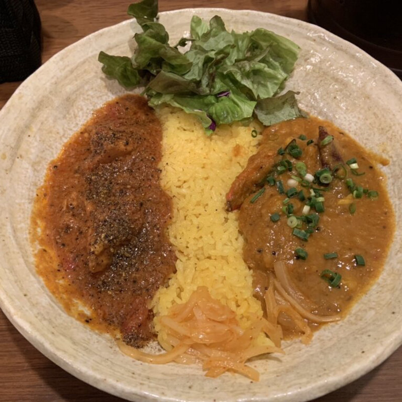 選べる2種カレー（【限定】蟹ダール、魯珈チキンカレー）(SPICY CURRY 魯珈 （スパイシーカレー ろか）)