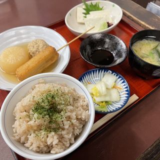 茶飯定食(季節料理　里百合)